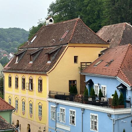 Blue House Citadel Sighisoara Apartment Ngoại thất bức ảnh