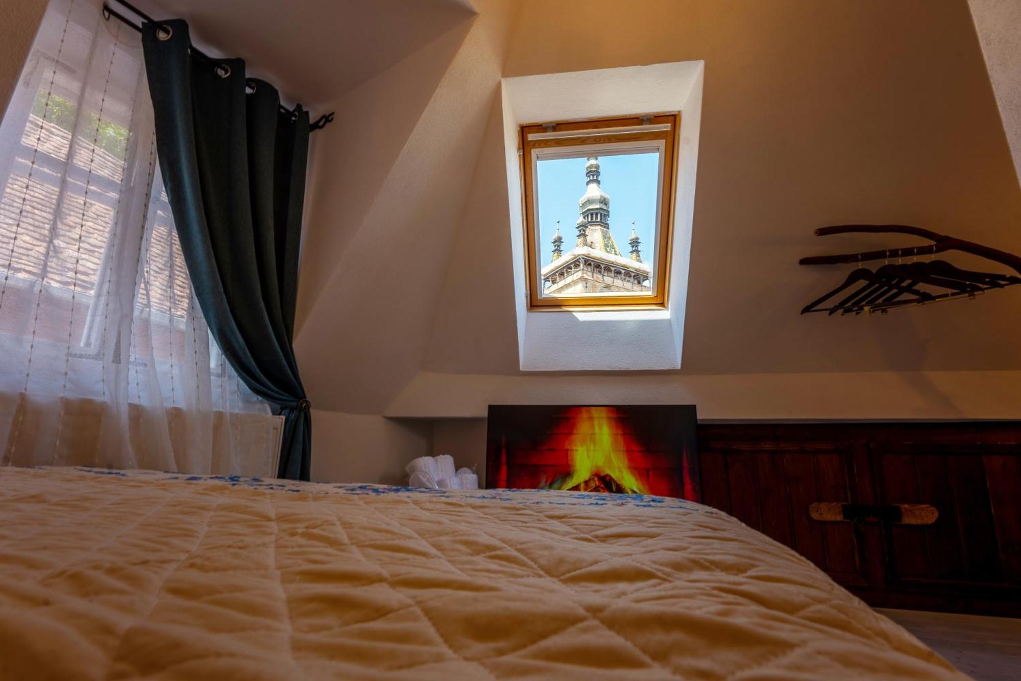 Blue House Citadel Sighisoara Apartment Ngoại thất bức ảnh